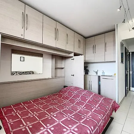 Studio Les Aigues Marines - St Cyr - 2 Pers Hotel