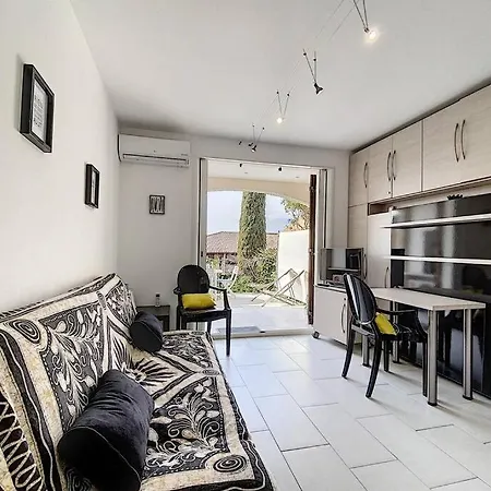 Studio Les Aigues Marines - St Cyr - 2 Pers *